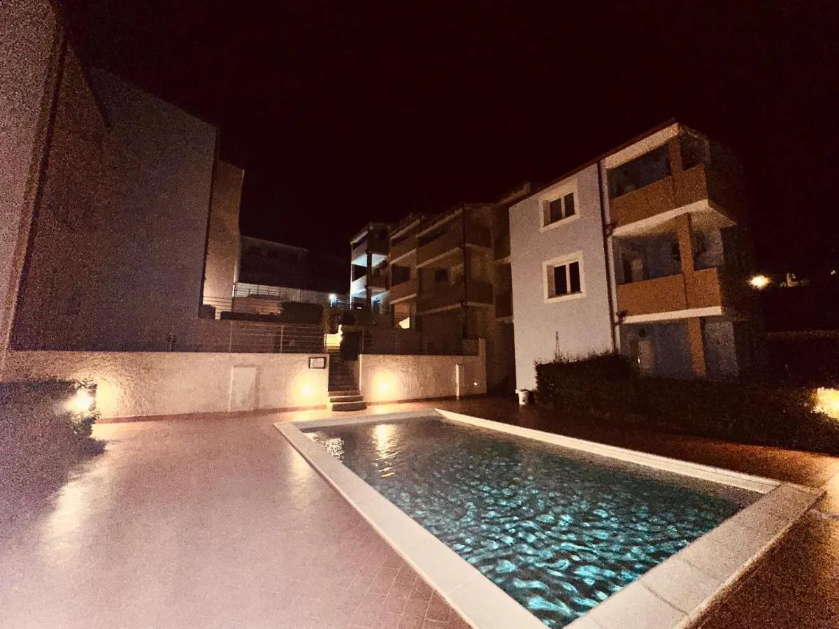 Apartamento Mare Blue Badesi 0*,  Italia